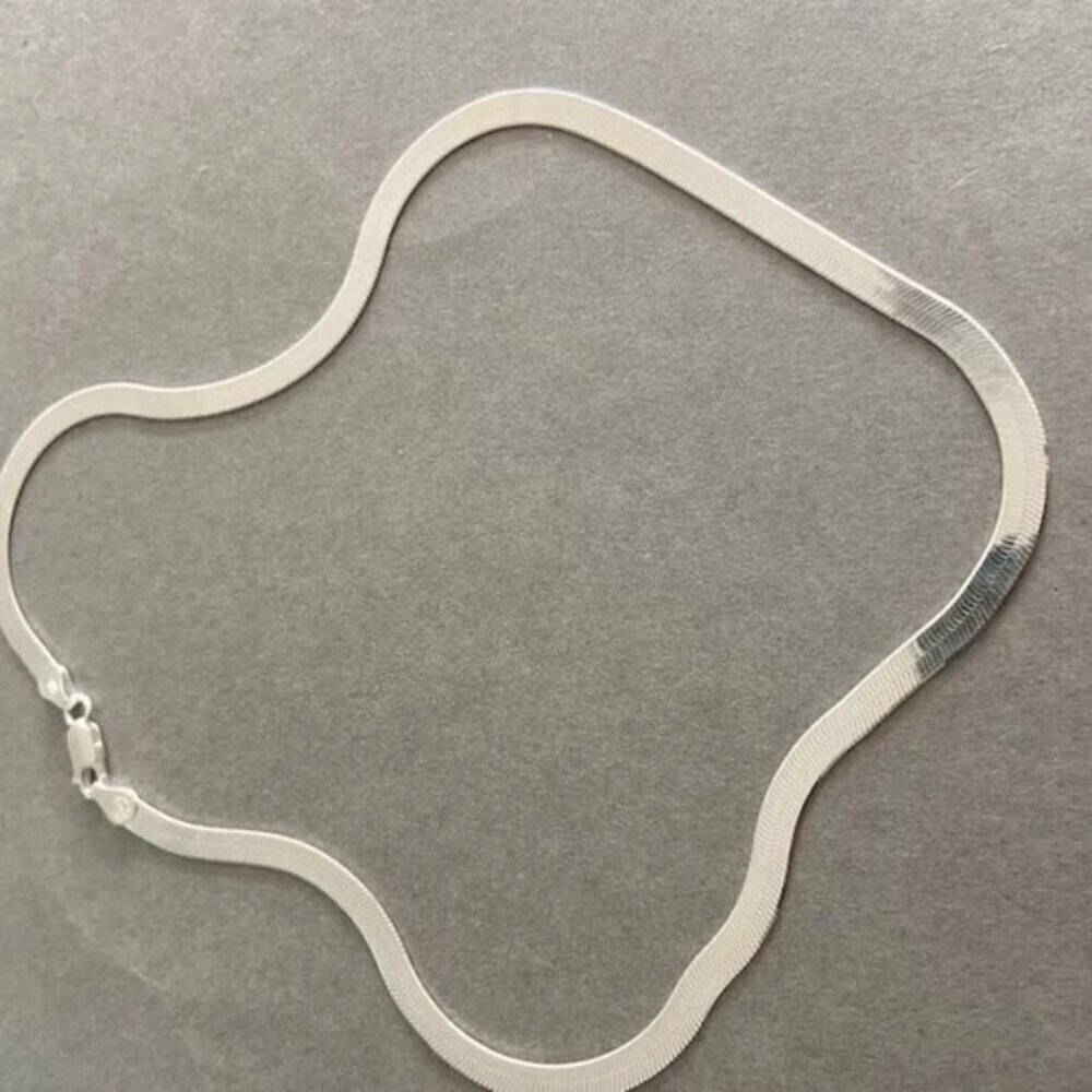 4.5mm thick Sterling Silver 18" Herringbone necklace snake chain ๐ - Picture 2 of 6